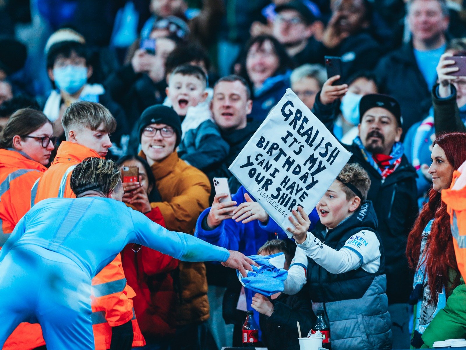 的人并不多 的人并不多